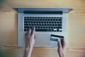 4 Ways Online Payments Benefit Tenants